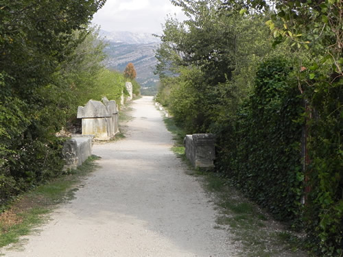 Old road to Trogir
